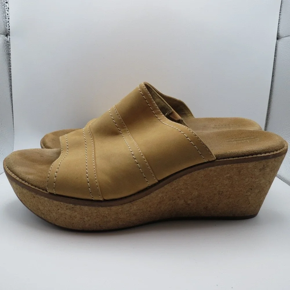 Clarks Womens Aisley Lily Tan Nubuck Platform Wedge Heel Summery Classic Sz 12